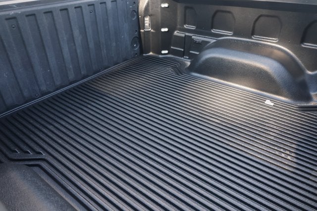 2023 Chevrolet Silverado 1500 4WD Crew Cab Standard Bed LT