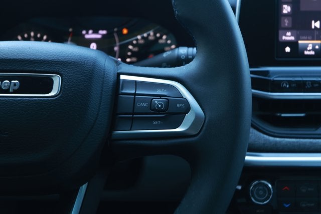 2022 Jeep Compass Latitude FWD