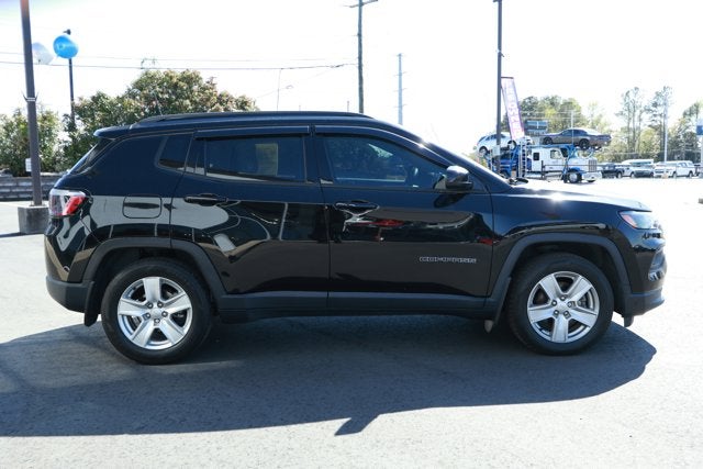 2022 Jeep Compass Latitude FWD