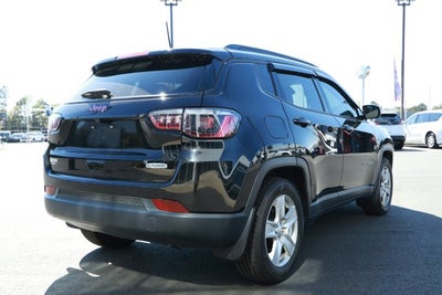 2022 Jeep Compass Latitude FWD