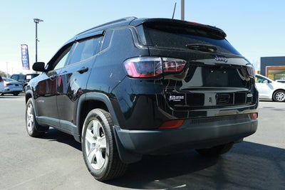 2022 Jeep Compass Latitude FWD
