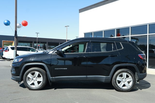 2022 Jeep Compass Latitude FWD