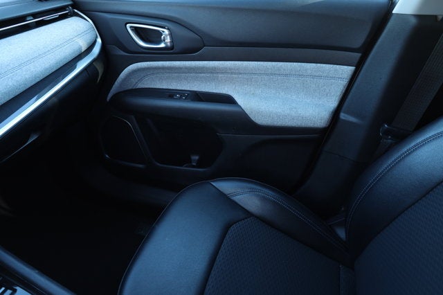 2022 Jeep Compass Latitude FWD