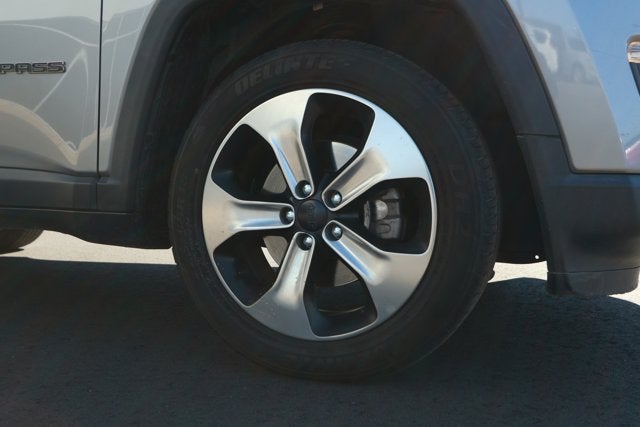 2018 Jeep Compass Latitude FWD