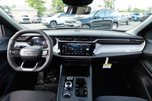 2026 Jeep Cherokee CHEROKEE LAREDO 4X4
