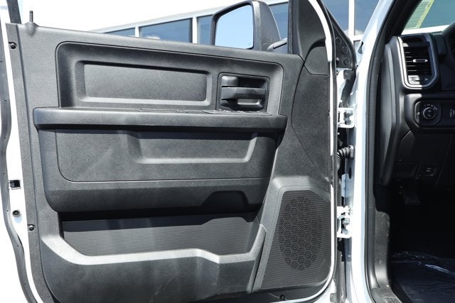 2027 RAM Ram 2500 RAM 2500 BLACK EXPRESS CREW CAB 4X2 6'4' BOX