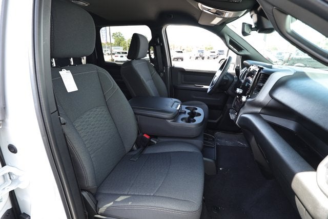 2027 RAM Ram 2500 RAM 2500 BLACK EXPRESS CREW CAB 4X2 6'4' BOX