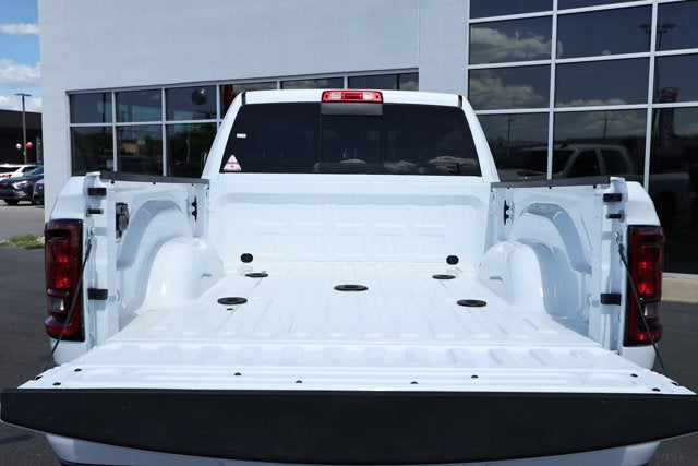 2027 RAM Ram 2500 RAM 2500 BLACK EXPRESS CREW CAB 4X2 6'4' BOX