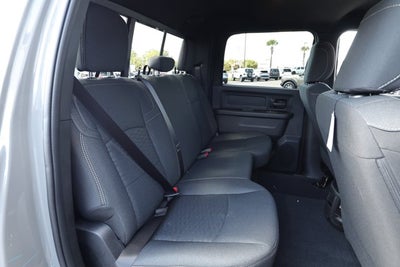 2027 RAM Ram 2500 RAM 2500 BLACK EXPRESS CREW CAB 4X2 6'4' BOX