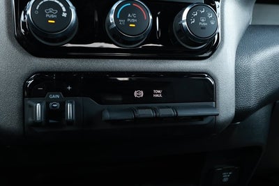 2025 RAM 2500 Tradesman Crew Cab 4x4 6'4' Box