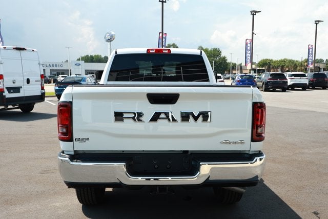 2025 RAM 2500 Tradesman Crew Cab 4x4 6'4' Box
