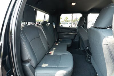 2026 RAM Ram 2500 RAM 2500 BLACK EXPRESS CREW CAB 4X4 6'4' BOX