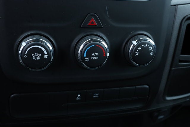 2022 RAM 1500 Classic Tradesman Regular Cab 4x2 6'4' Box