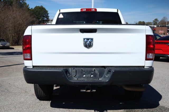 2022 RAM 1500 Classic Tradesman Crew Cab 4x2 5'7' Box