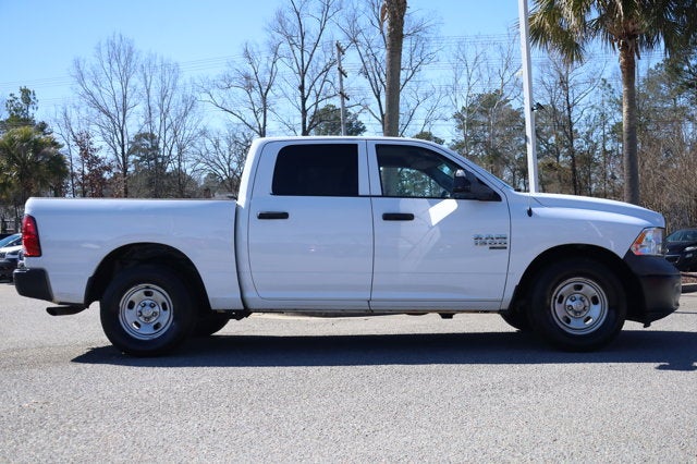 2022 RAM 1500 Classic Tradesman Crew Cab 4x2 5'7' Box