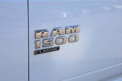 2022 RAM 1500 Classic Tradesman Crew Cab 4x4 5'7' Box
