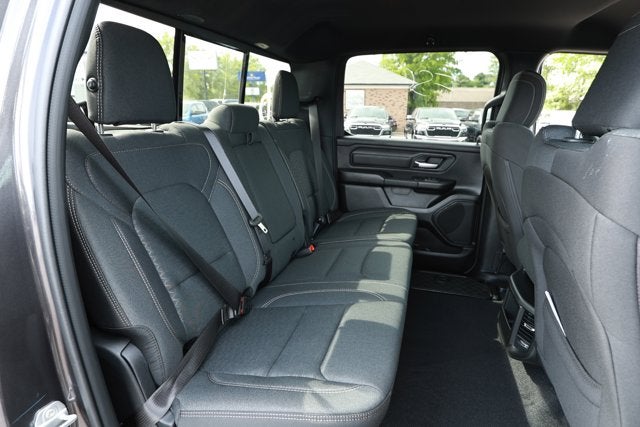 2026 RAM Ram 1500 RAM 1500 EXPRESS CREW CAB 4X2 5'7' BOX