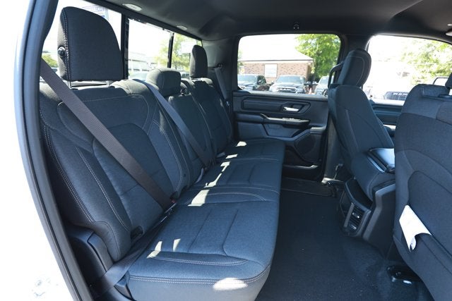 2026 RAM Ram 1500 RAM 1500 EXPRESS CREW CAB 4X2 5'7' BOX