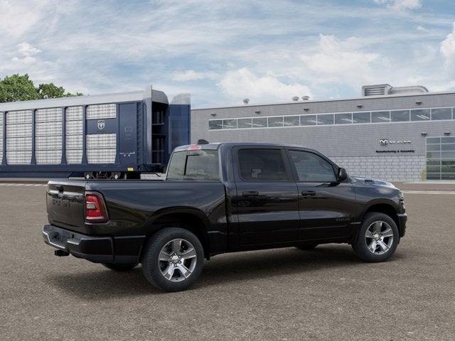 2026 RAM Ram 1500 RAM 1500 EXPRESS CREW CAB 4X2 5'7' BOX