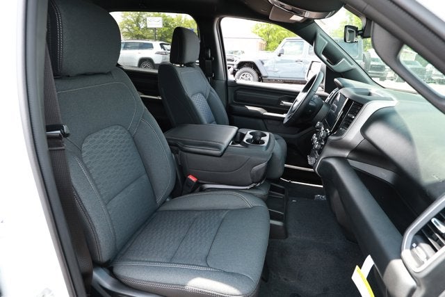 2026 RAM Ram 1500 RAM 1500 EXPRESS CREW CAB 4X2 5'7' BOX