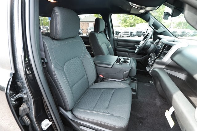 2026 RAM Ram 1500 RAM 1500 EXPRESS CREW CAB 4X2 5'7' BOX