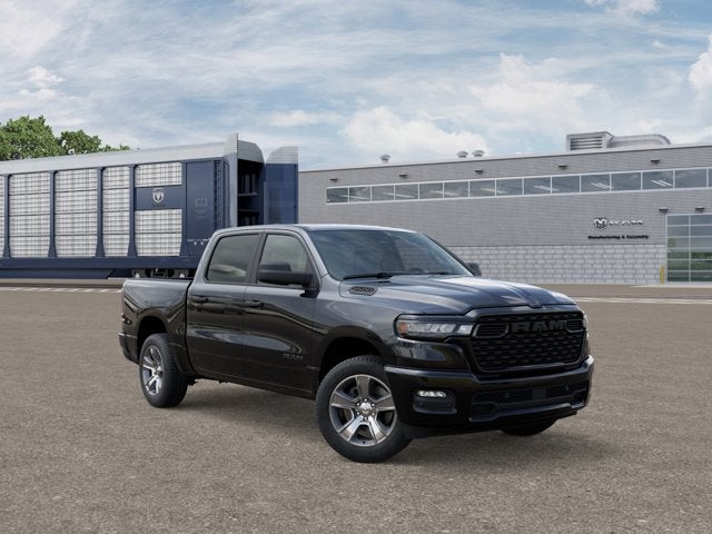 2026 RAM Ram 1500 RAM 1500 EXPRESS CREW CAB 4X2 5'7' BOX