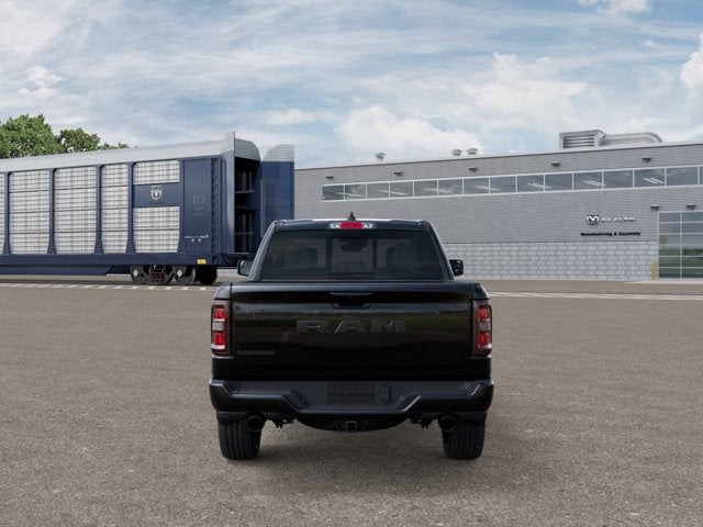 2026 RAM Ram 1500 RAM 1500 LARAMIE CREW CAB 4X2 5'7' BOX