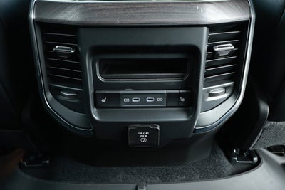 2026 RAM Ram 1500 RAM 1500 LARAMIE CREW CAB 4X2 5'7' BOX