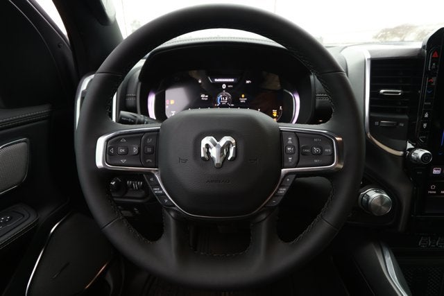 2026 RAM Ram 1500 RAM 1500 LARAMIE CREW CAB 4X2 5'7' BOX