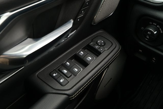 2026 RAM Ram 1500 RAM 1500 LARAMIE CREW CAB 4X2 5'7' BOX