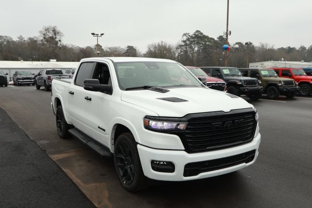 2026 RAM Ram 1500 RAM 1500 LARAMIE CREW CAB 4X2 5'7' BOX