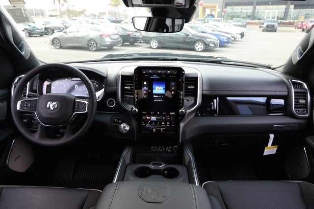 2026 RAM Ram 1500 RAM 1500 LARAMIE CREW CAB 4X2 5'7' BOX