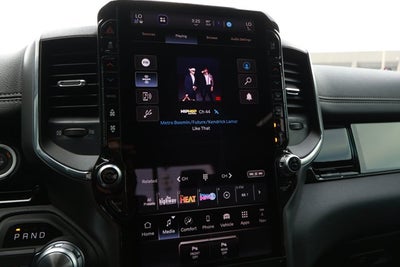 2026 RAM Ram 1500 RAM 1500 LARAMIE CREW CAB 4X2 5'7' BOX