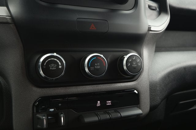 2021 RAM 2500 Tradesman Crew Cab 4x4 6'4' Box