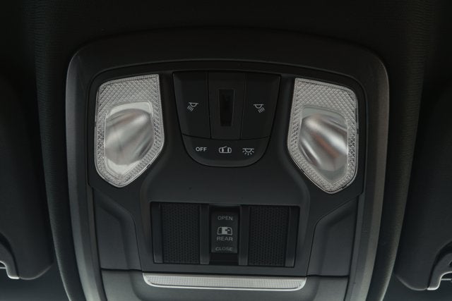 2021 RAM 2500 Tradesman Crew Cab 4x4 6'4' Box