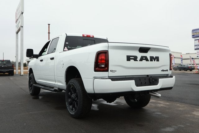 2026 RAM Ram 2500 RAM 2500 BLACK EXPRESS CREW CAB 4X4 6'4' BOX