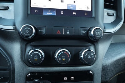 2024 RAM 2500 Tradesman Crew Cab 4x4 6'4' Box