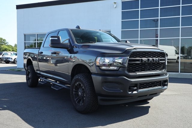 2024 RAM 2500 Tradesman Crew Cab 4x4 6'4' Box