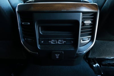 2022 RAM 2500 Laramie Crew Cab 4x4 6'4' Box