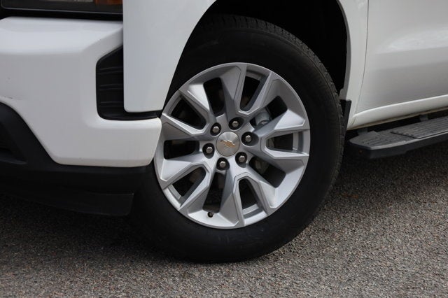 2021 Chevrolet Silverado 1500 2WD Crew Cab Short Bed Custom