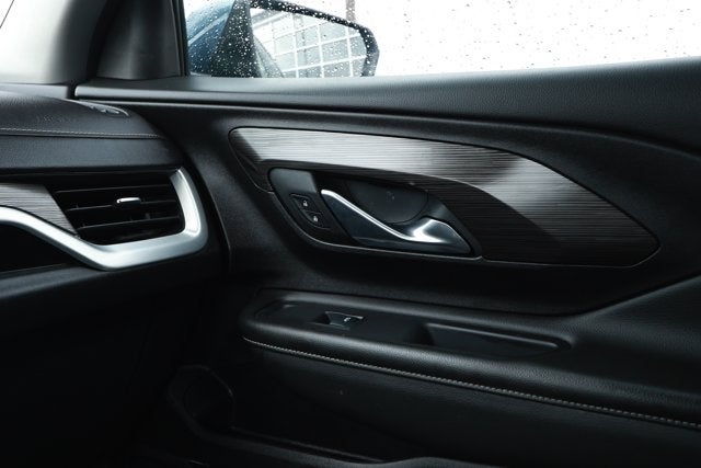 2024 GMC Terrain AWD SLE