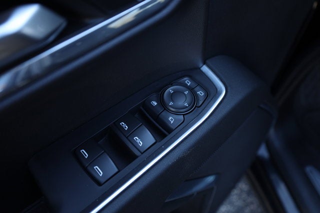 2024 GMC Sierra 1500 2WD Crew Cab Short Box SLT