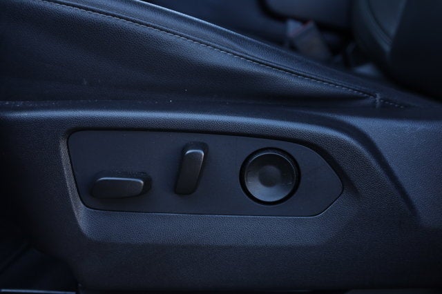 2024 GMC Sierra 1500 2WD Crew Cab Short Box SLT