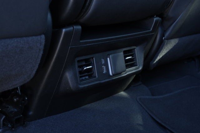 2025 GMC Sierra 1500 2WD Crew Cab Short Box SLT