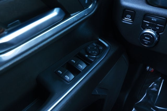 2024 GMC Sierra 1500 4WD Crew Cab Standard Box Elevation