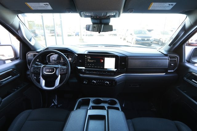 2024 GMC Sierra 1500 4WD Crew Cab Standard Box Elevation