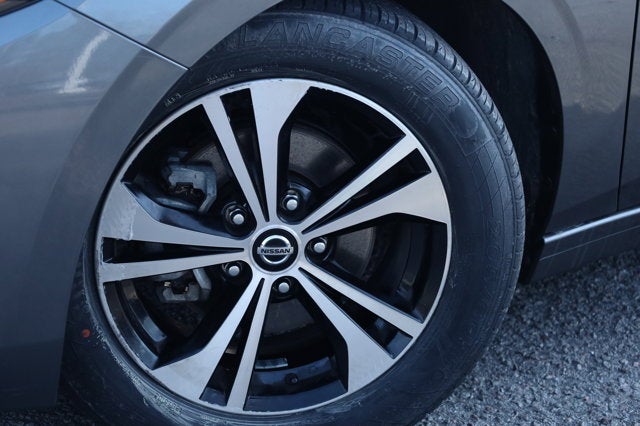 2022 Nissan Sentra SV Xtronic CVT