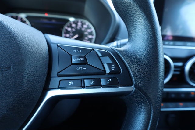 2023 Nissan Sentra SV Xtronic CVT