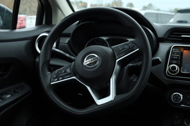 2020 Nissan Versa S Xtronic CVT