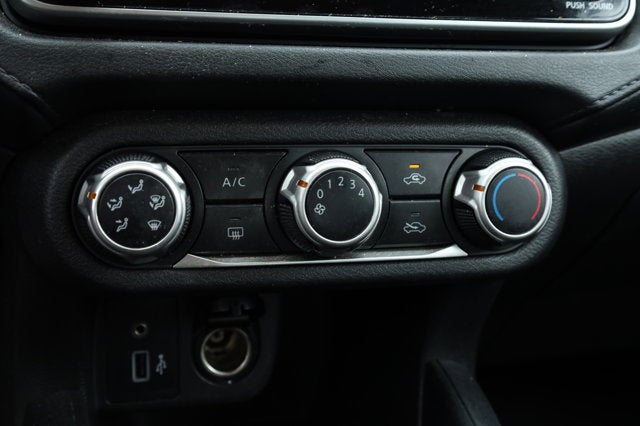 2020 Nissan Versa S Xtronic CVT